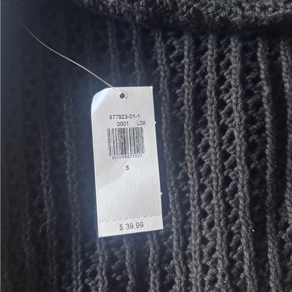Old Navy Black Crew Neck Sweater Chunky Knit - Picture 2 of 4